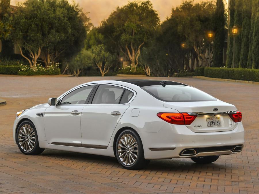  Kia K900 2014 года  (фото 3 из 30)
